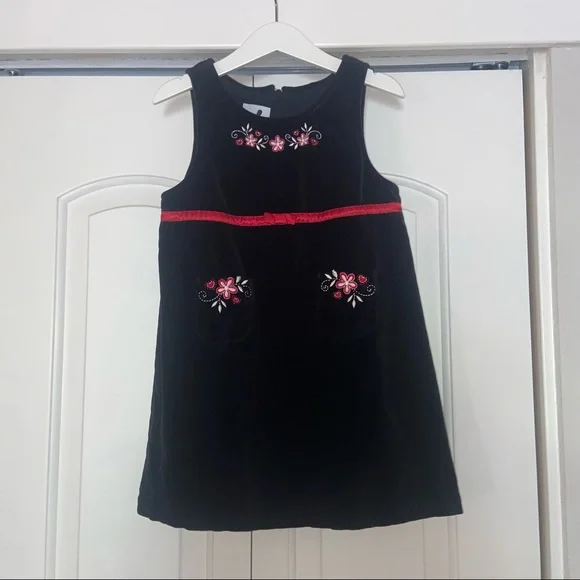 Sprockets Dresses | Sprockets 100% Cotton Velvet Floral Toddler Dress Size 5t In Black | Color: Black | Size: 5tg | Ludawwjd's Closet Sprockets Dresses | Sprockets 100% Cotton Velvet Floral Toddler Dress Size 5t In Black | Color: Black | Size: 5tg | Ludawwjd's Closet